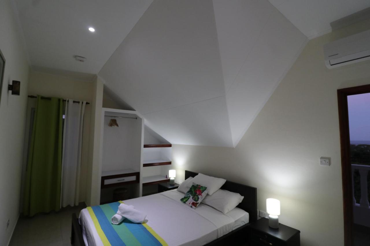 Le Ronce Villa Anse Royale Esterno foto
