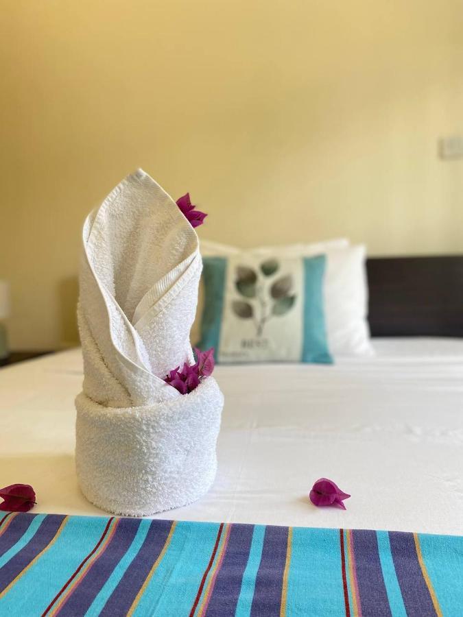 Le Ronce Villa Anse Royale Esterno foto