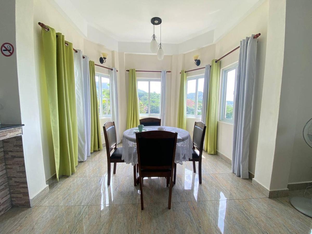Le Ronce Villa Anse Royale Esterno foto